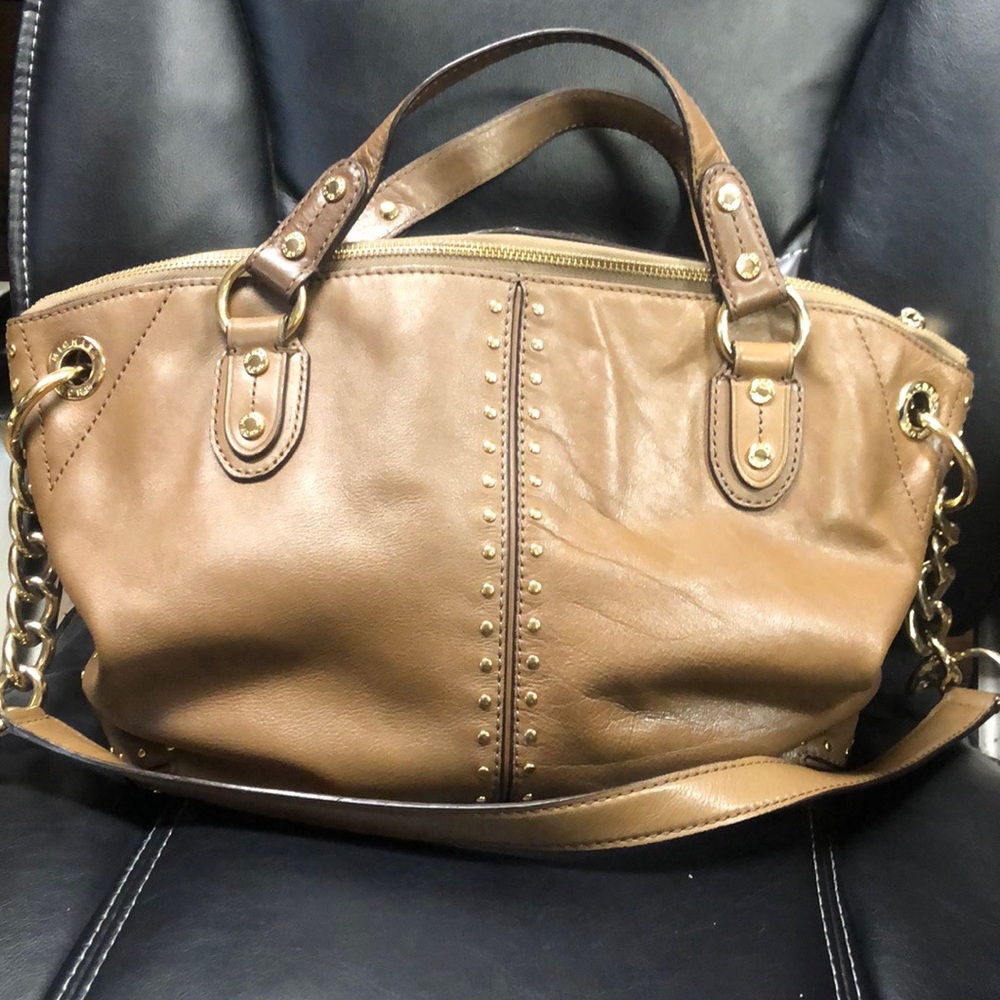 Stunning Michael Kors purse